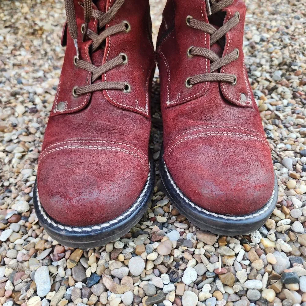 TAOS Tall Crave Red Suede Lace Up Side Zip Boots Women's  US 8 - 8.5 / EU 39 Tag
